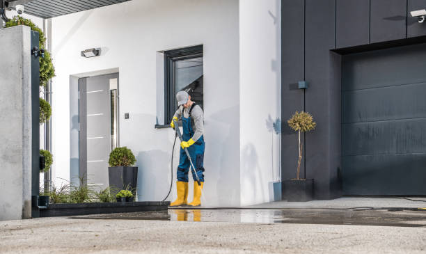 Best Oil Spill Cleanup  in Farley, IA
